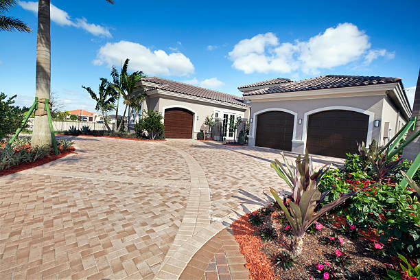 Best Commercial Driveway Pavers  in Elm Creek, TX
